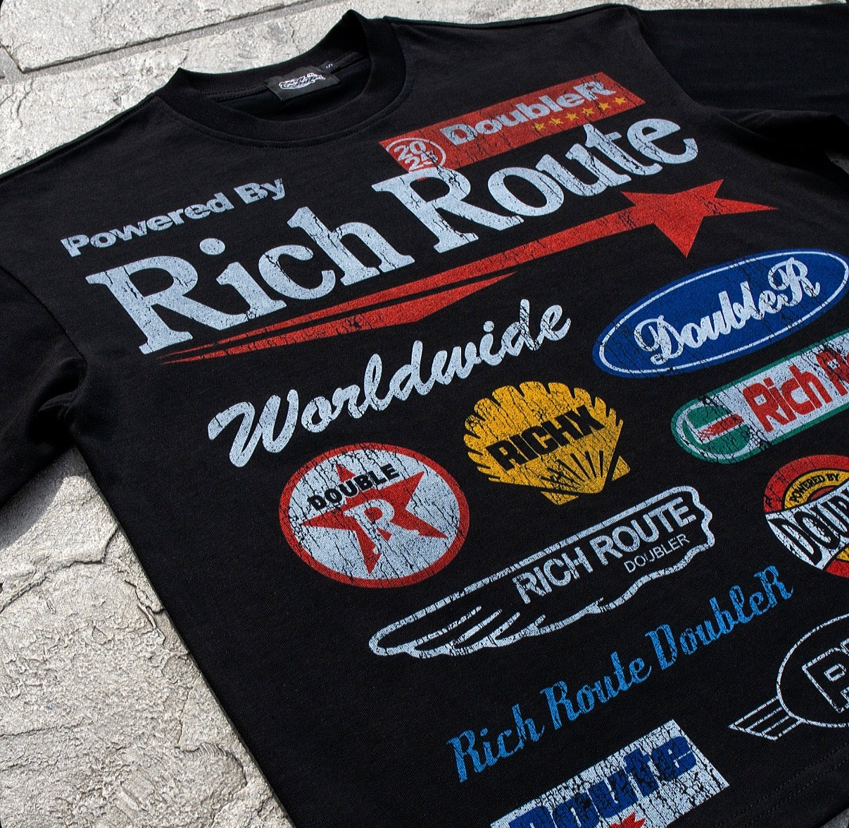 Black Striker-Tee